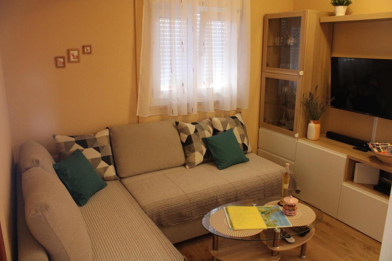 Sunce Apartment Пула Екстериор снимка